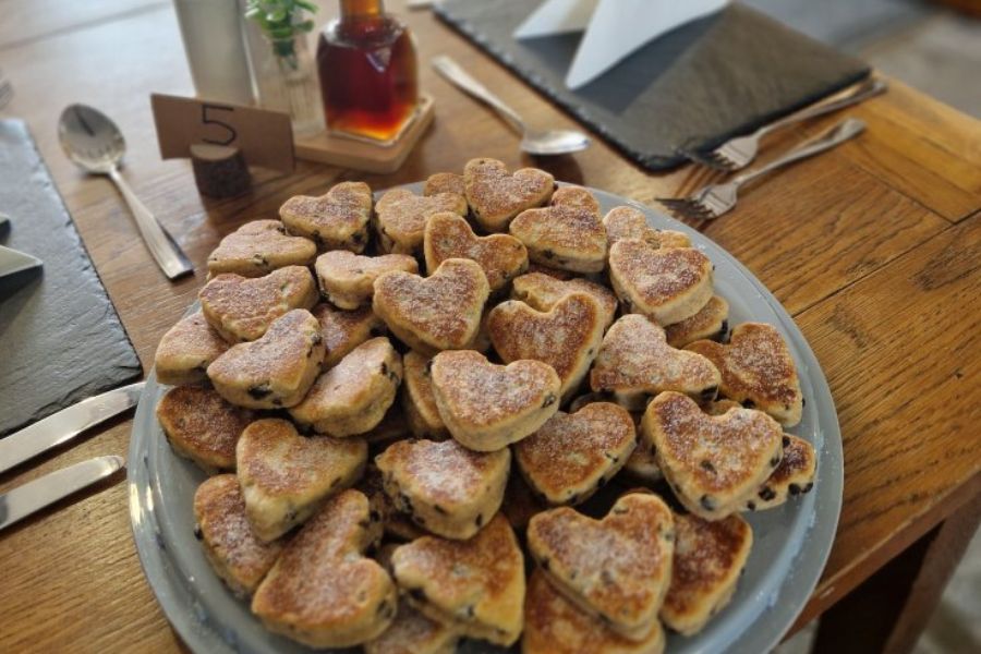 welsh cakes  at the brynffynon